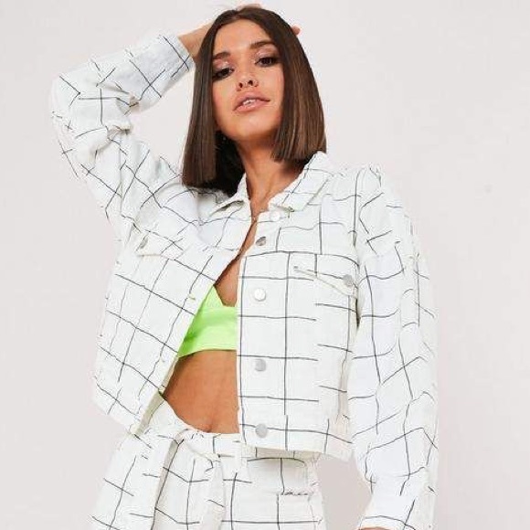 Missguided Jackets & Blazers - Missguided Grid Denim Cropped Jacket Size 4